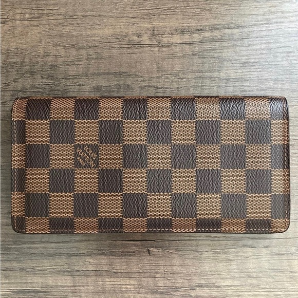 louis vuitton wallet poshmark